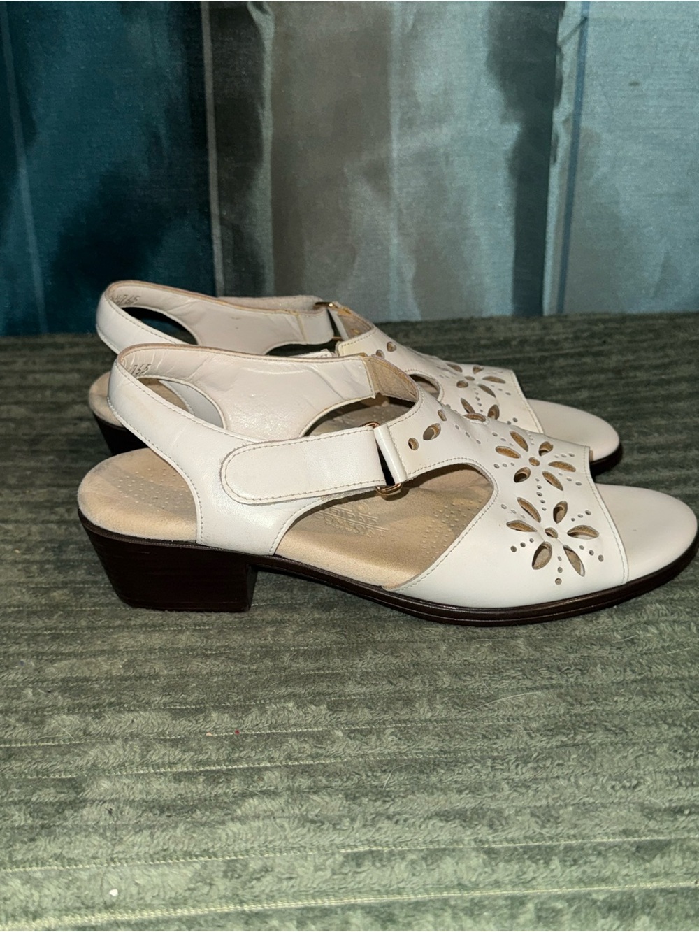 SAS White Leather Slingback Sandals with Low Block Heel